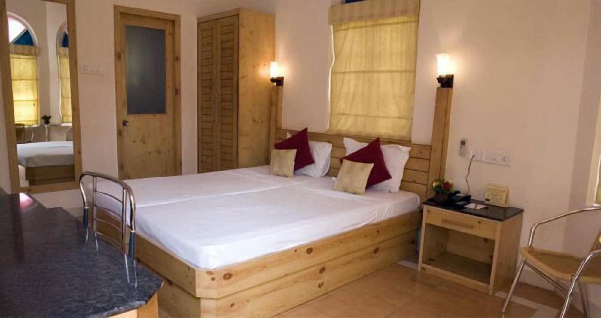 Varca Palms Beach Resort Экстерьер фото