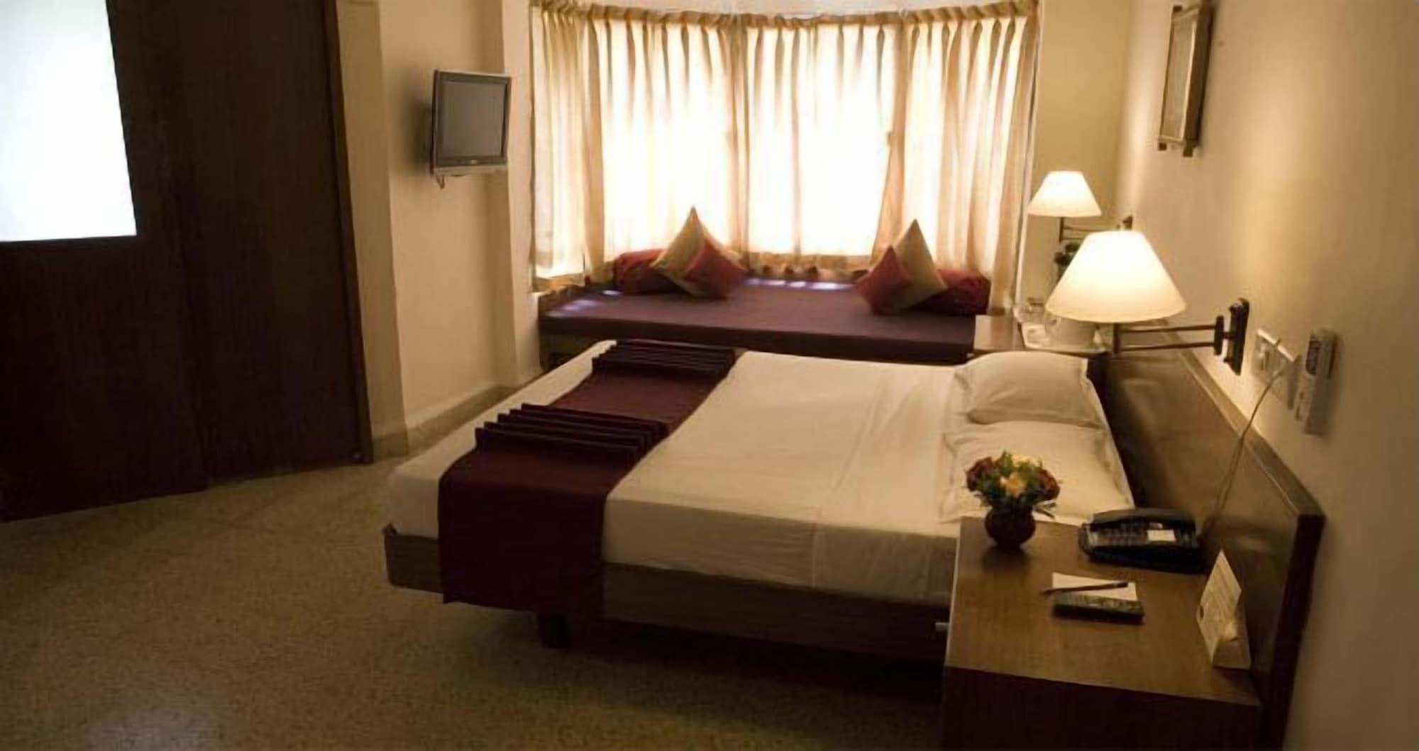 Varca Palms Beach Resort Экстерьер фото
