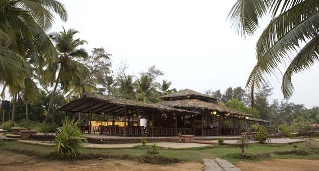 Varca Palms Beach Resort Экстерьер фото