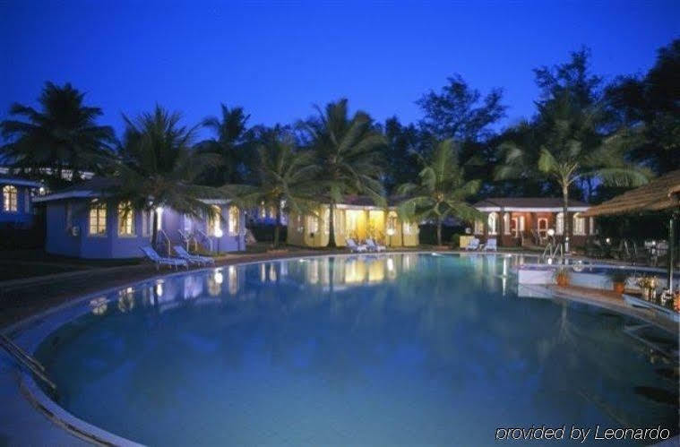 Varca Palms Beach Resort Экстерьер фото